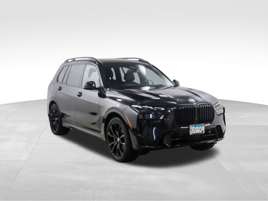 Used 2024 BMW X7 xDrive40i w/ Executive Package image 7