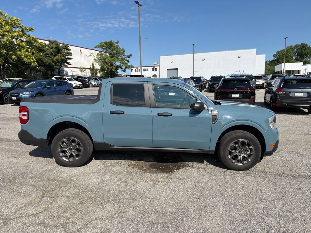Used 2022 Ford Maverick XLT FWD image 3