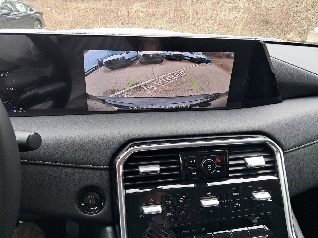 New 2025 Nissan Armada SV image 21