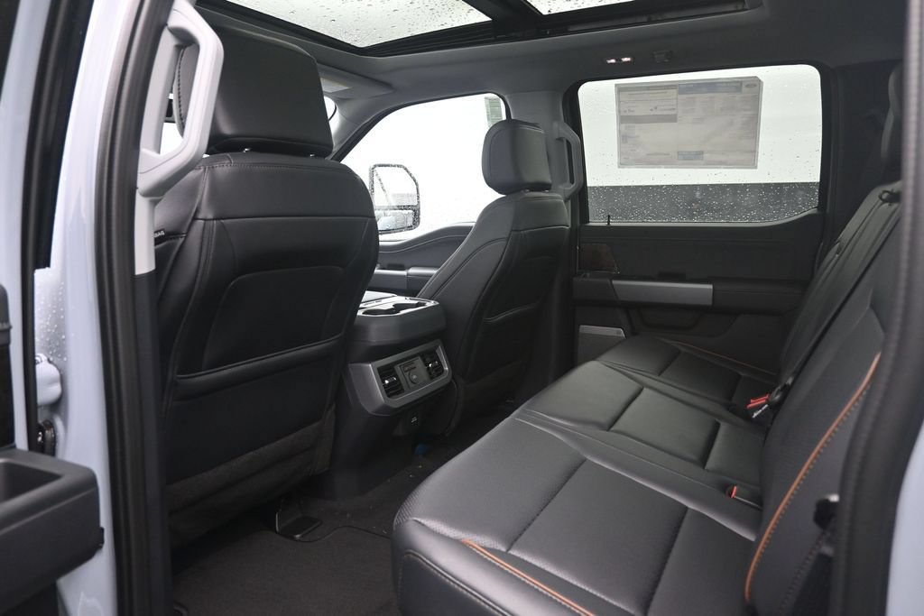New 2026 Ford F250 Lariat w/ Chrome Package AWD/4WD video 2