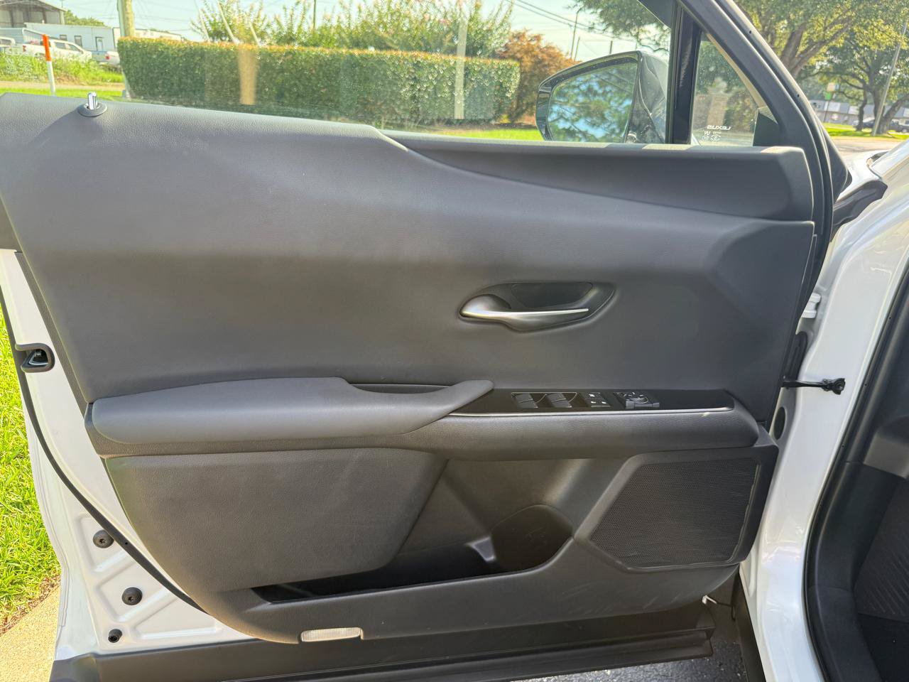 Used 2021 Lexus UX 200 w/ Accessory Package (A2) FWD image 15