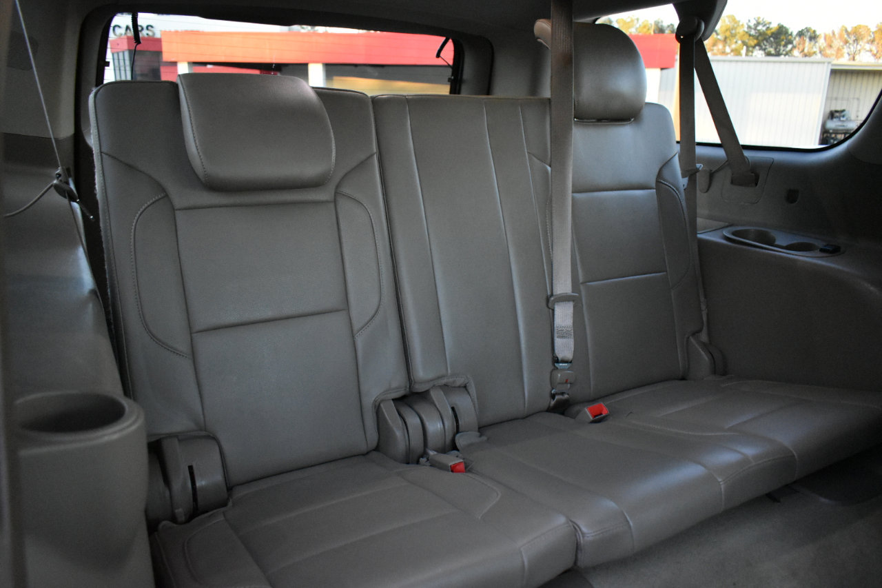Used 2015 Chevrolet Suburban LTZ image 30