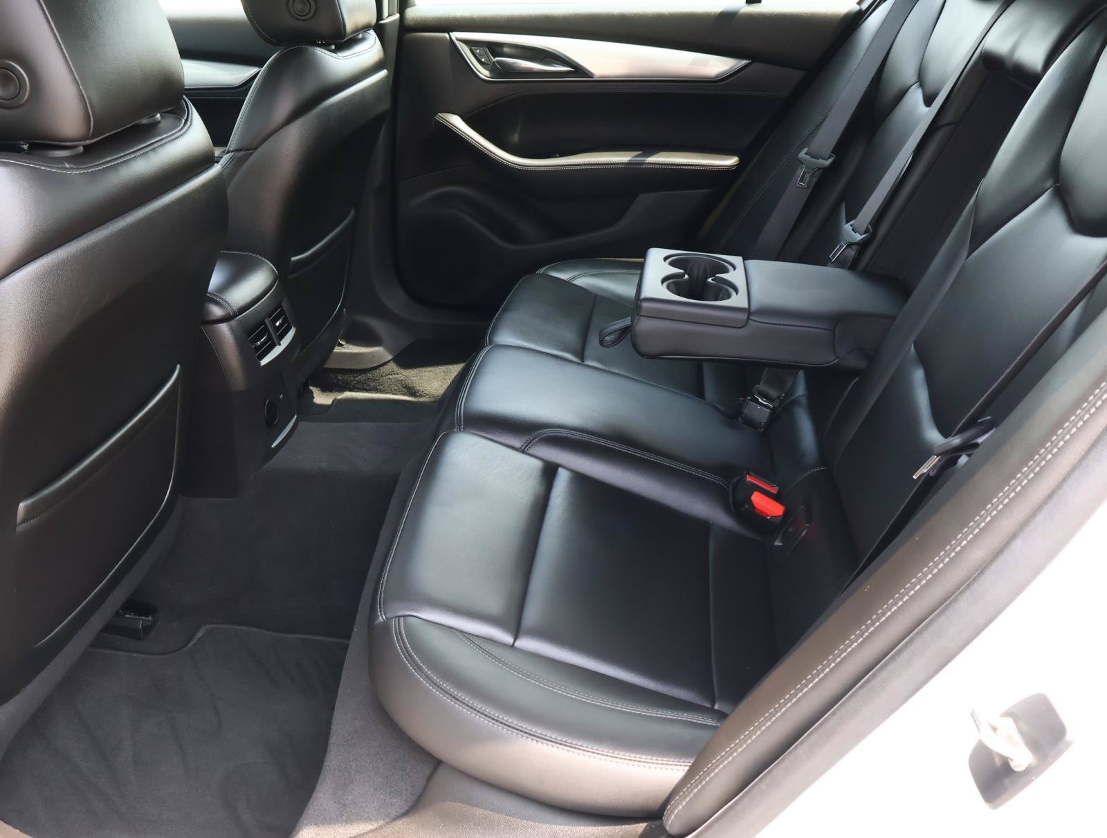 Used 2023 Cadillac CT5 Luxury RWD image 24