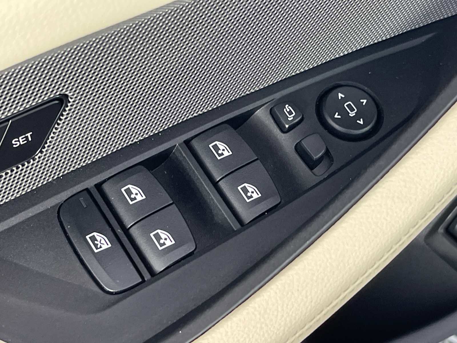 Used 2025 BMW i4 eDrive40 w/ Premium Package image 20