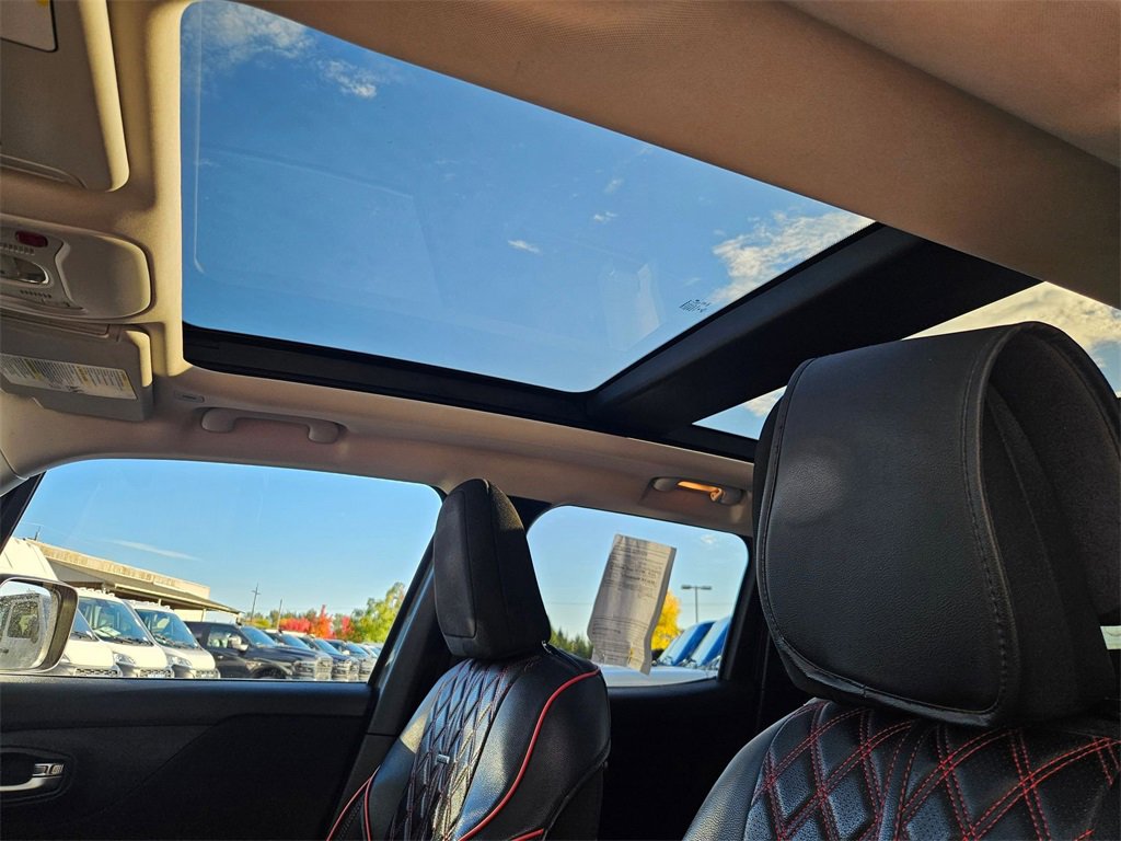 Certified 2021 Jeep Renegade Latitude w/ Luxury Group I image 33