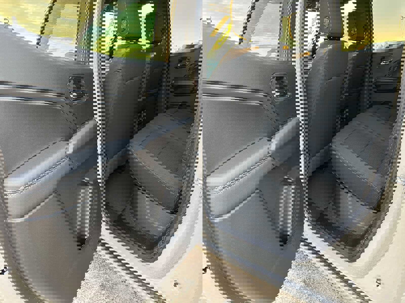 New 2026 GMC Canyon Elevation w/ Convenience Package image 15