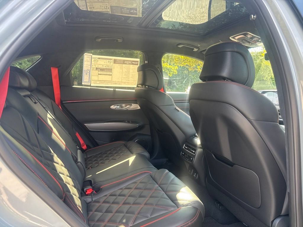 New 2027 Genesis GV70 2.5T Sport Prestige AWD/4WD image 30