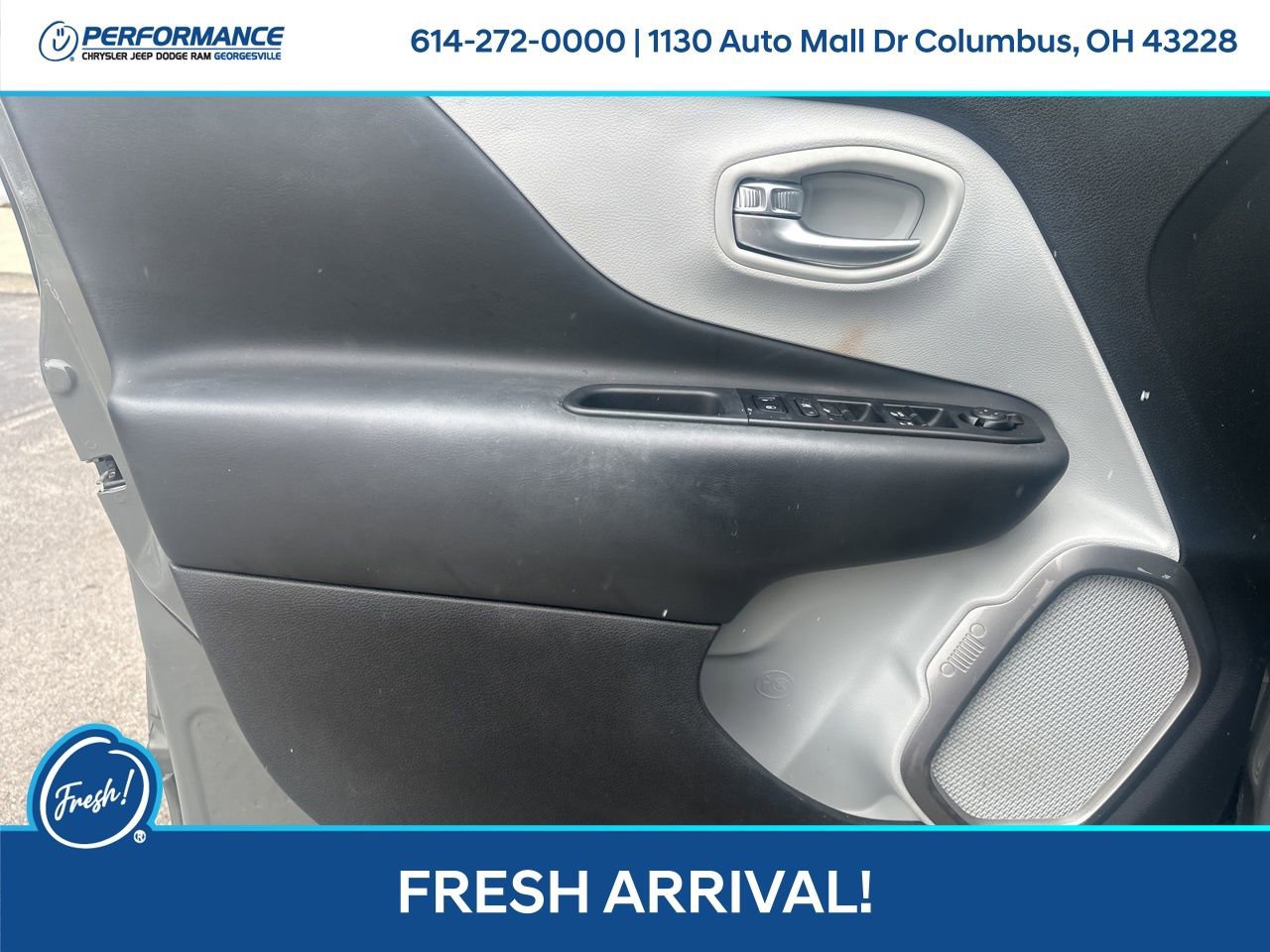 Used 2022 Jeep Renegade Latitude w/ Convenience Group image 11