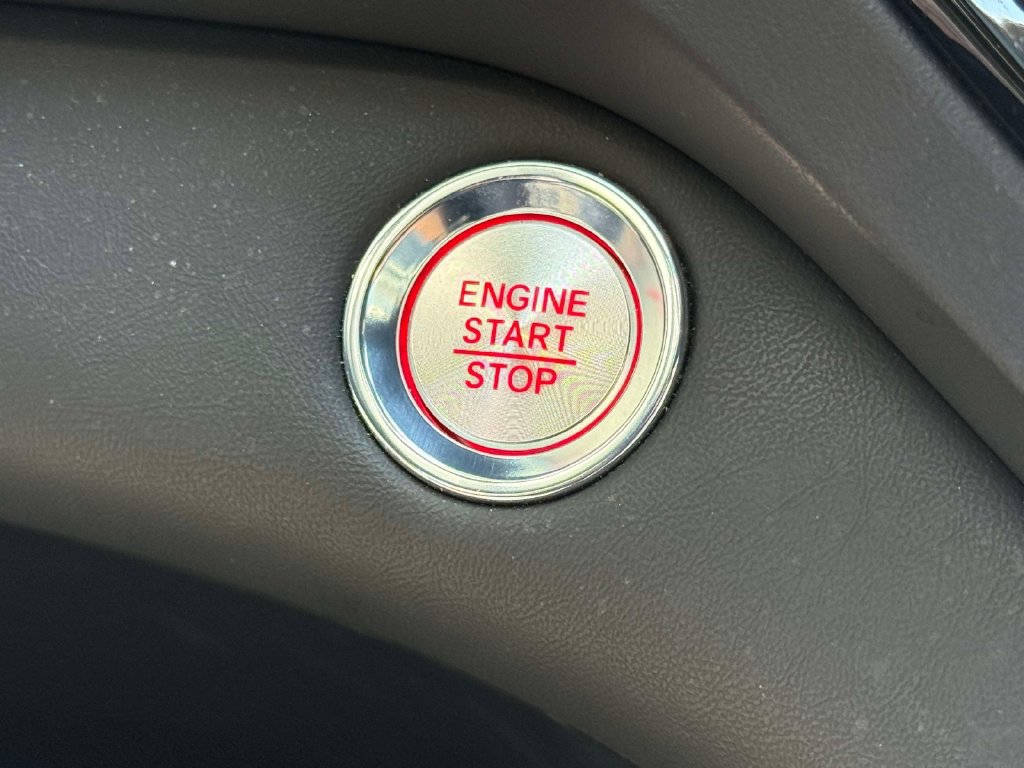 Certified 2025 Acura RDX SH-AWD image 28