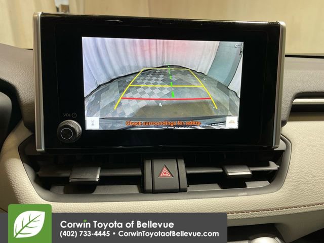 Used 2023 Toyota RAV4 XLE image 19