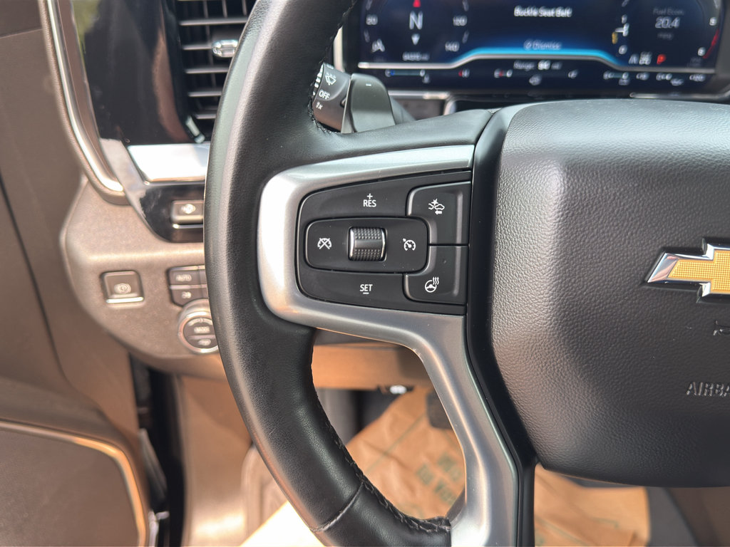 Used 2023 Chevrolet Silverado 1500 LTZ w/ Technology Package AWD/4WD image 31