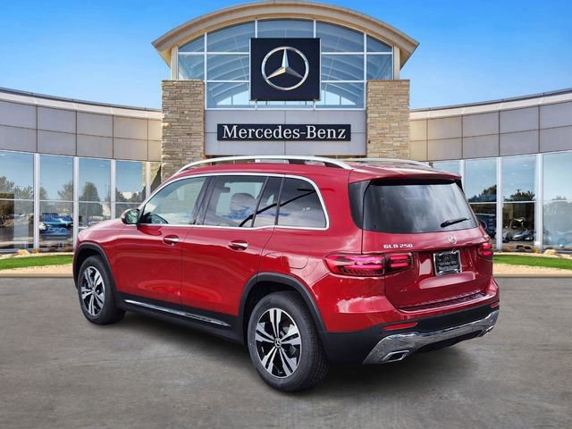 Certified 2026 Mercedes-Benz GLB 250 4MATIC image 3
