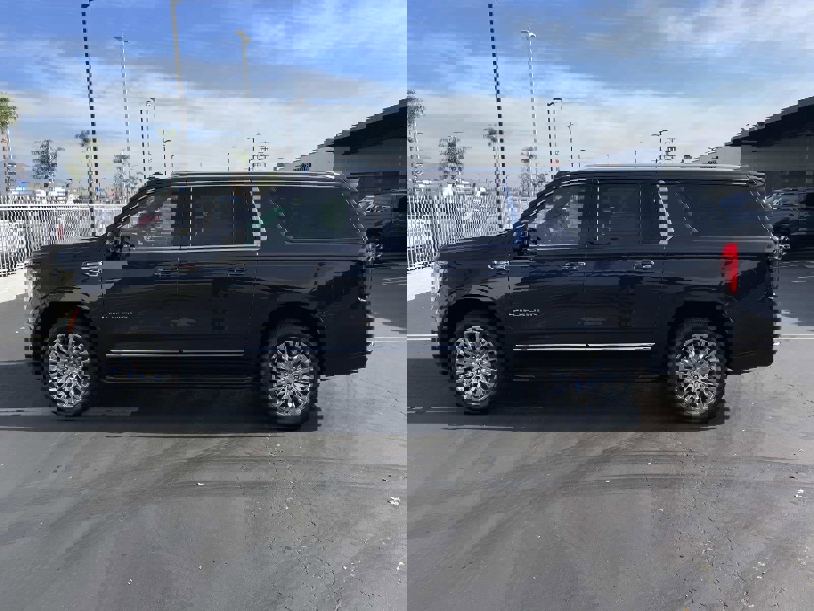 New 2026 GMC Yukon XL Elevation image 8