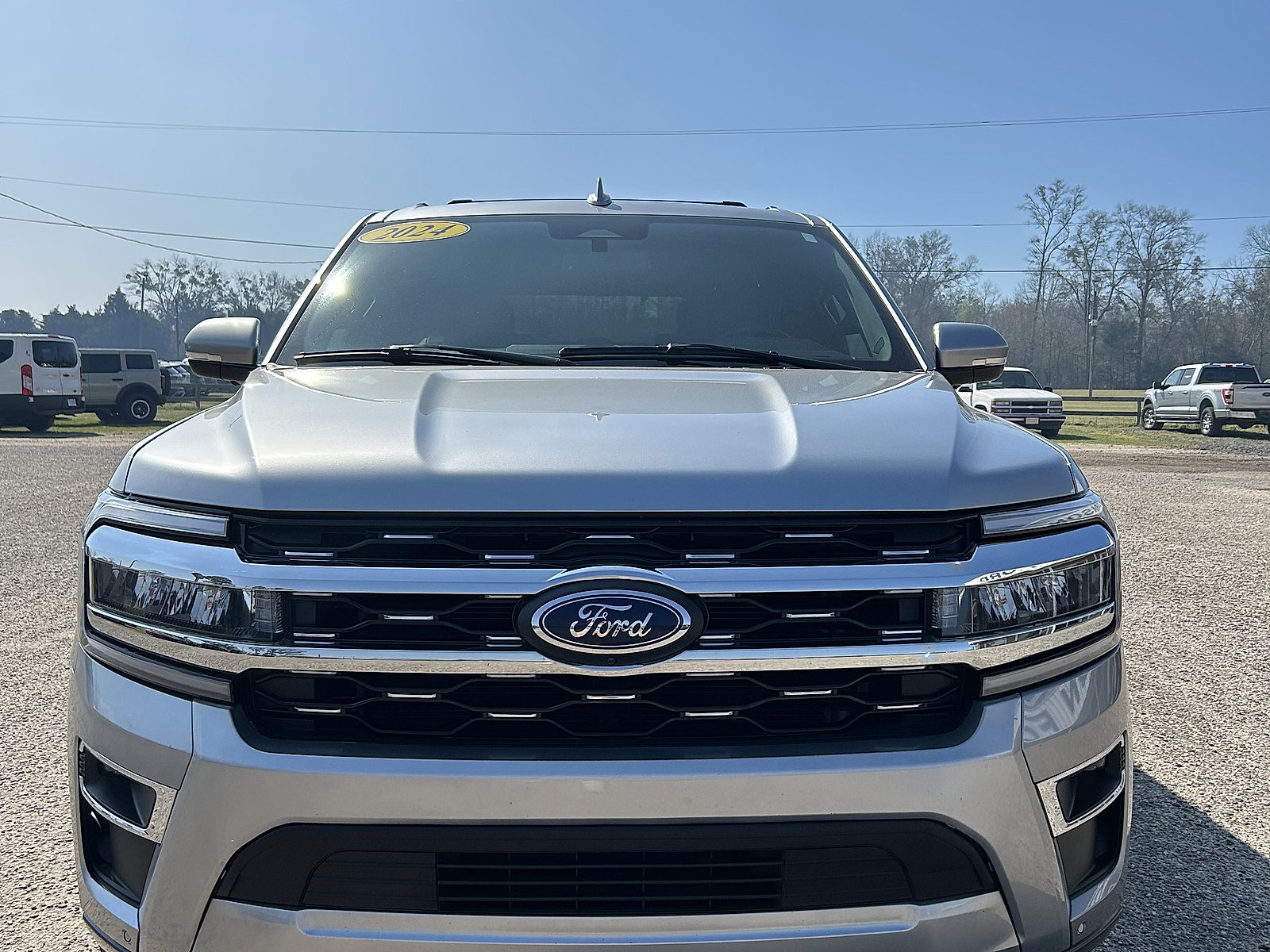 Used 2024 Ford Expedition Limited image 2