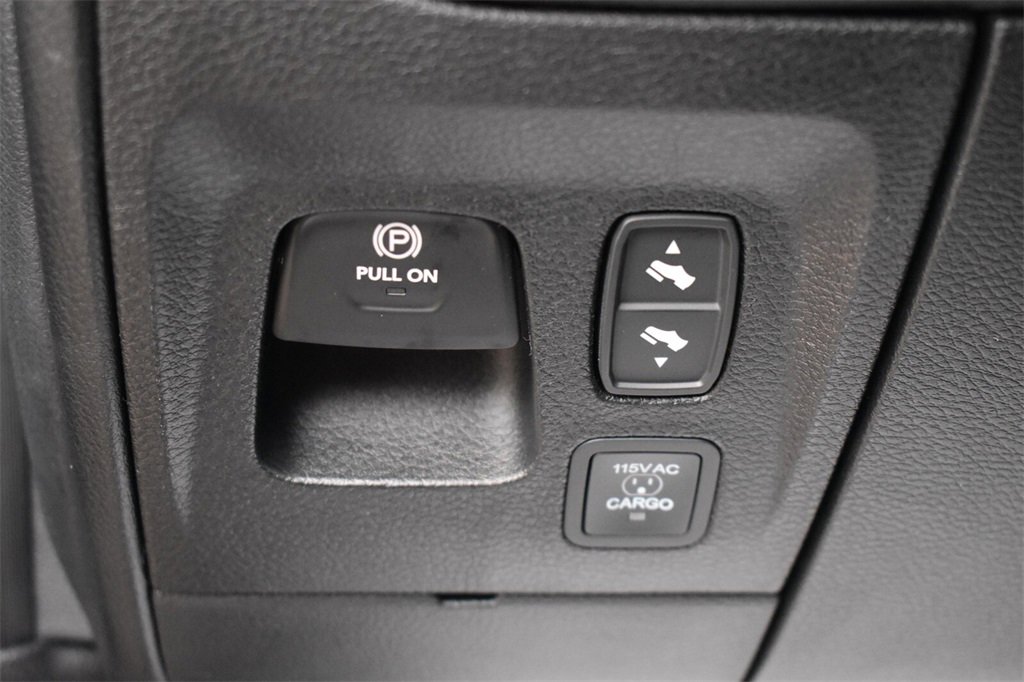 New 2026 RAM 1500 4x4 Crew Cab image 27