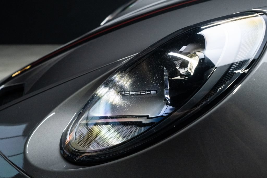 Used 2022 Porsche 911 GT3 RWD image 5