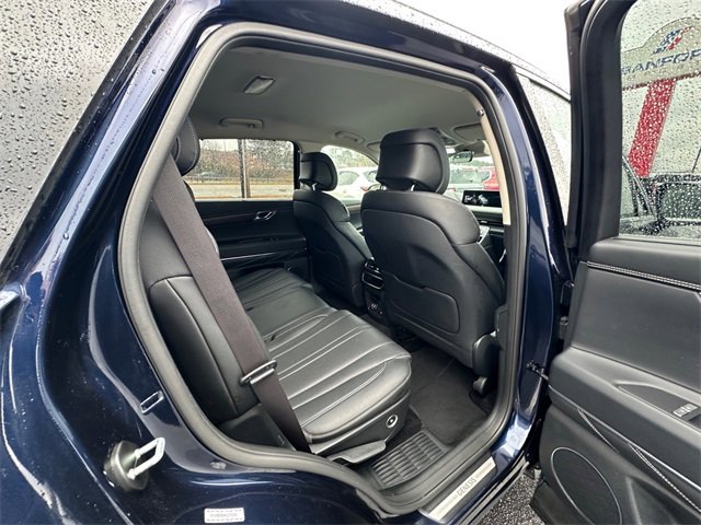 Used 2024 Genesis GV80 2.5T image 17