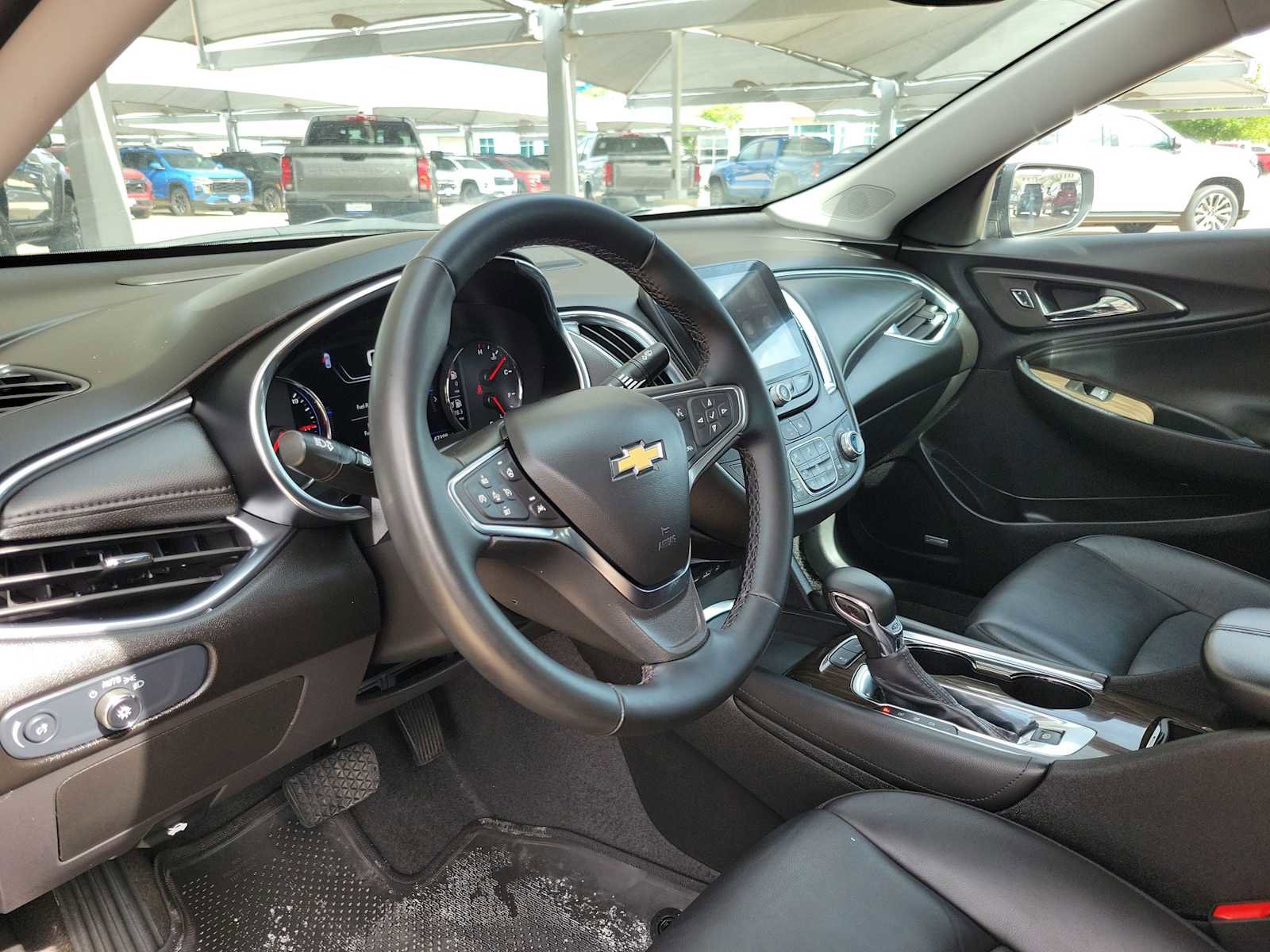Used 2024 Chevrolet Malibu LT FWD image 10