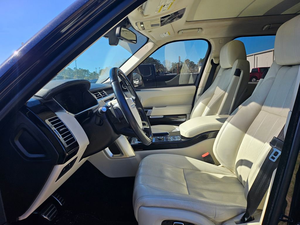 Used 2014 Land Rover Range Rover Supercharged image 12