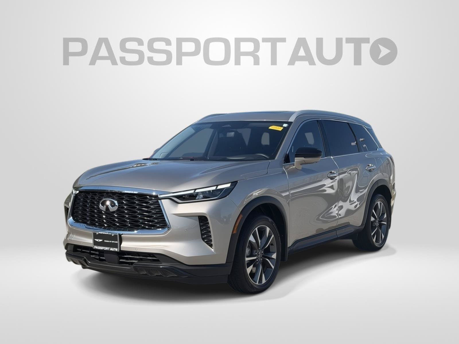 Used 2025 INFINITI QX60 Luxe w/ Vision Package AWD/4WD image 1