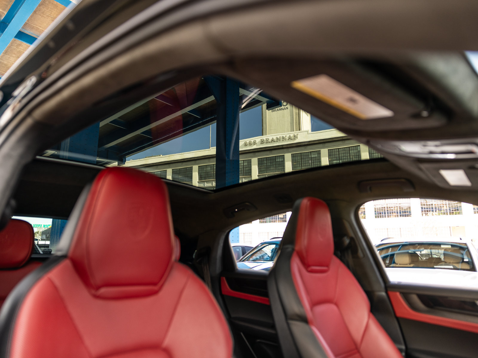 Certified 2025 Porsche Cayenne GTS AWD/4WD image 56