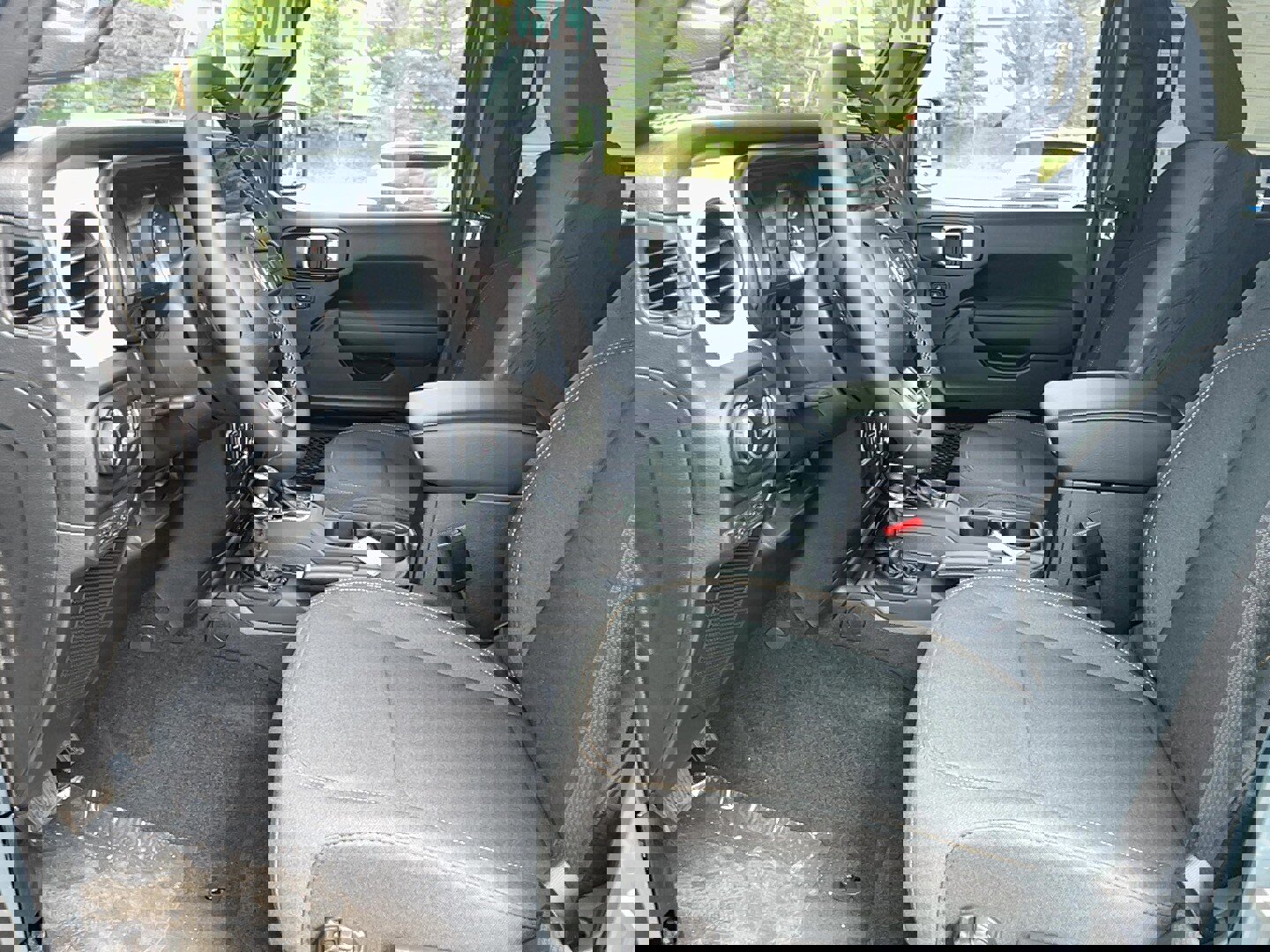 New 2025 Jeep Wrangler Unlimited Sport image 12