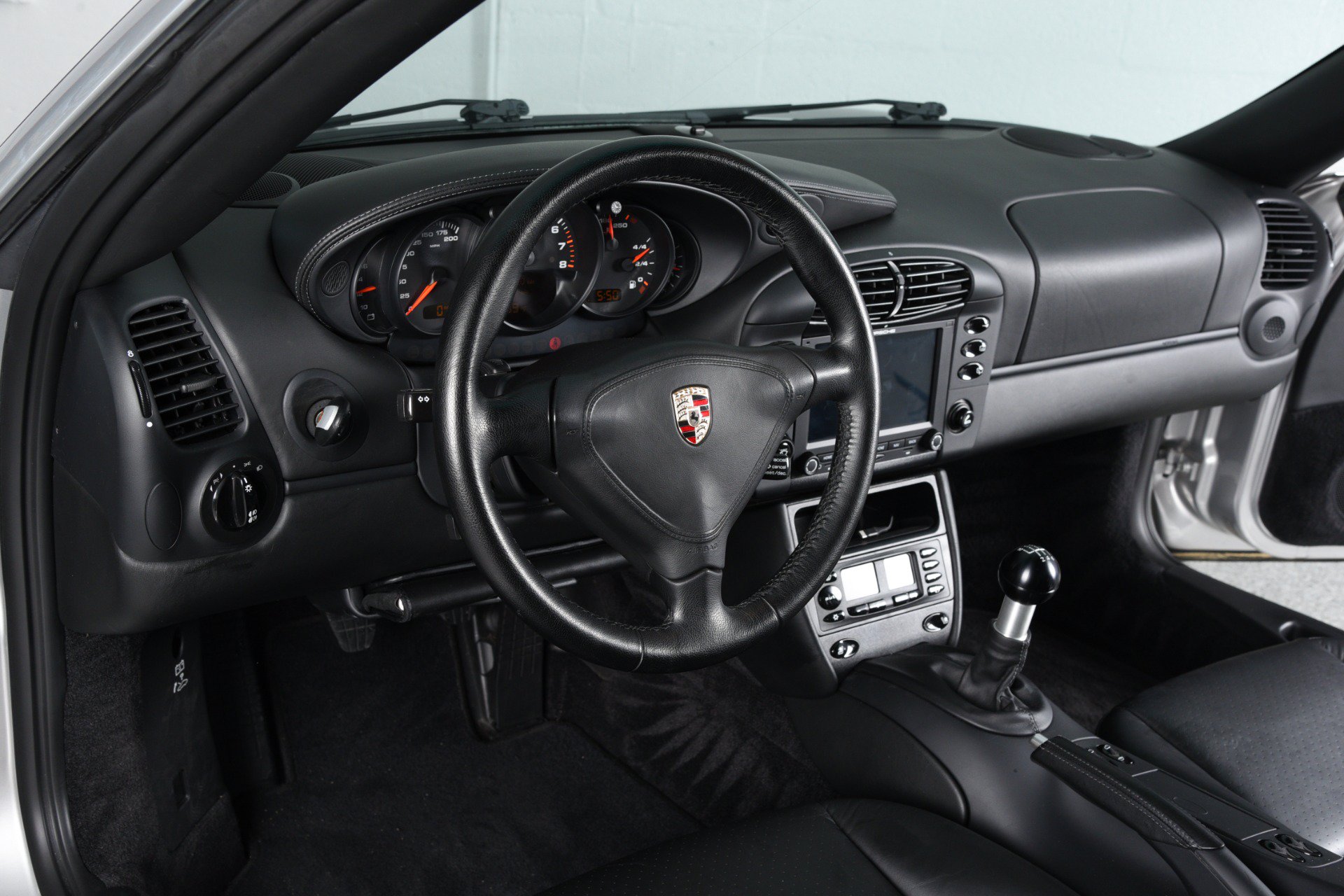 Used 2001 Porsche 911 Turbo AWD/4WD image 23