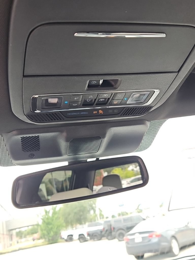 Used 2023 Ford F150 Lightning Platinum AWD/4WD image 27