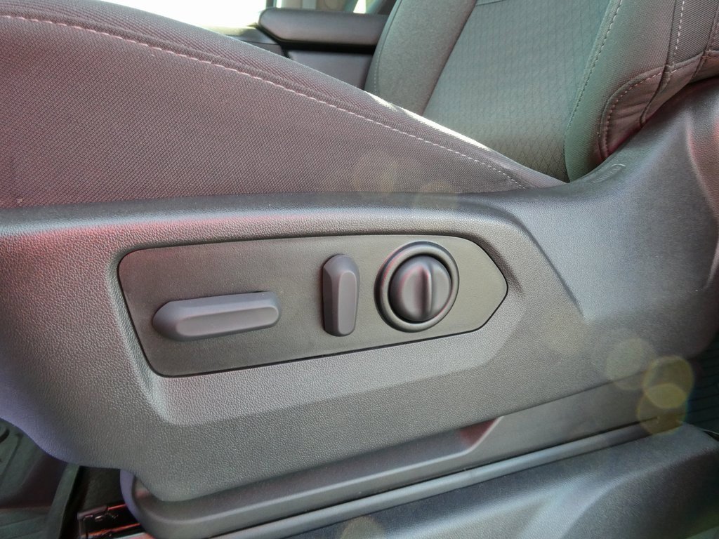 Certified 2022 Chevrolet Silverado 2500 LT w/ Convenience Package image 27