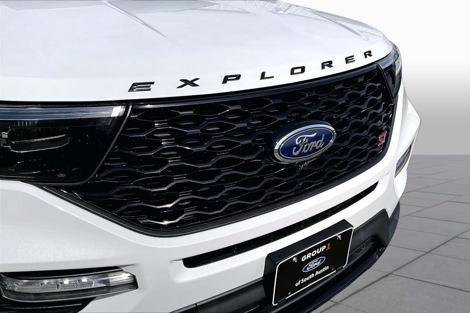 Used 2023 Ford Explorer ST w/ Equipment Group 401A AWD/4WD image 30