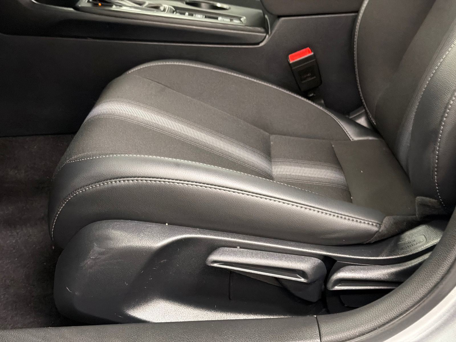 Used 2024 Honda Civic Sport image 13
