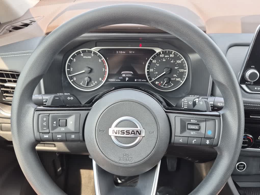 Used 2021 Nissan Rogue SV AWD/4WD image 16