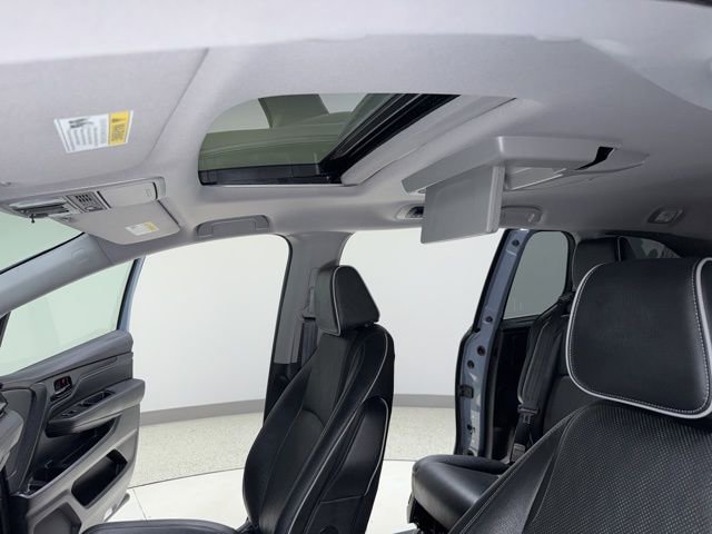 Used 2023 Honda Odyssey Elite image 4