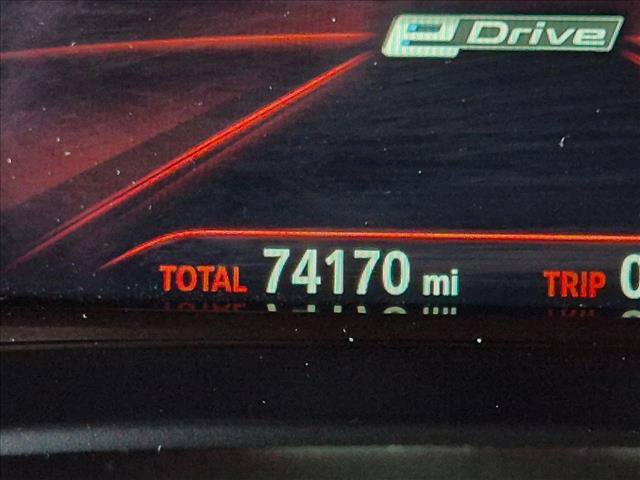 Used 2018 BMW 530e w/ Premium Package 2 RWD image 12