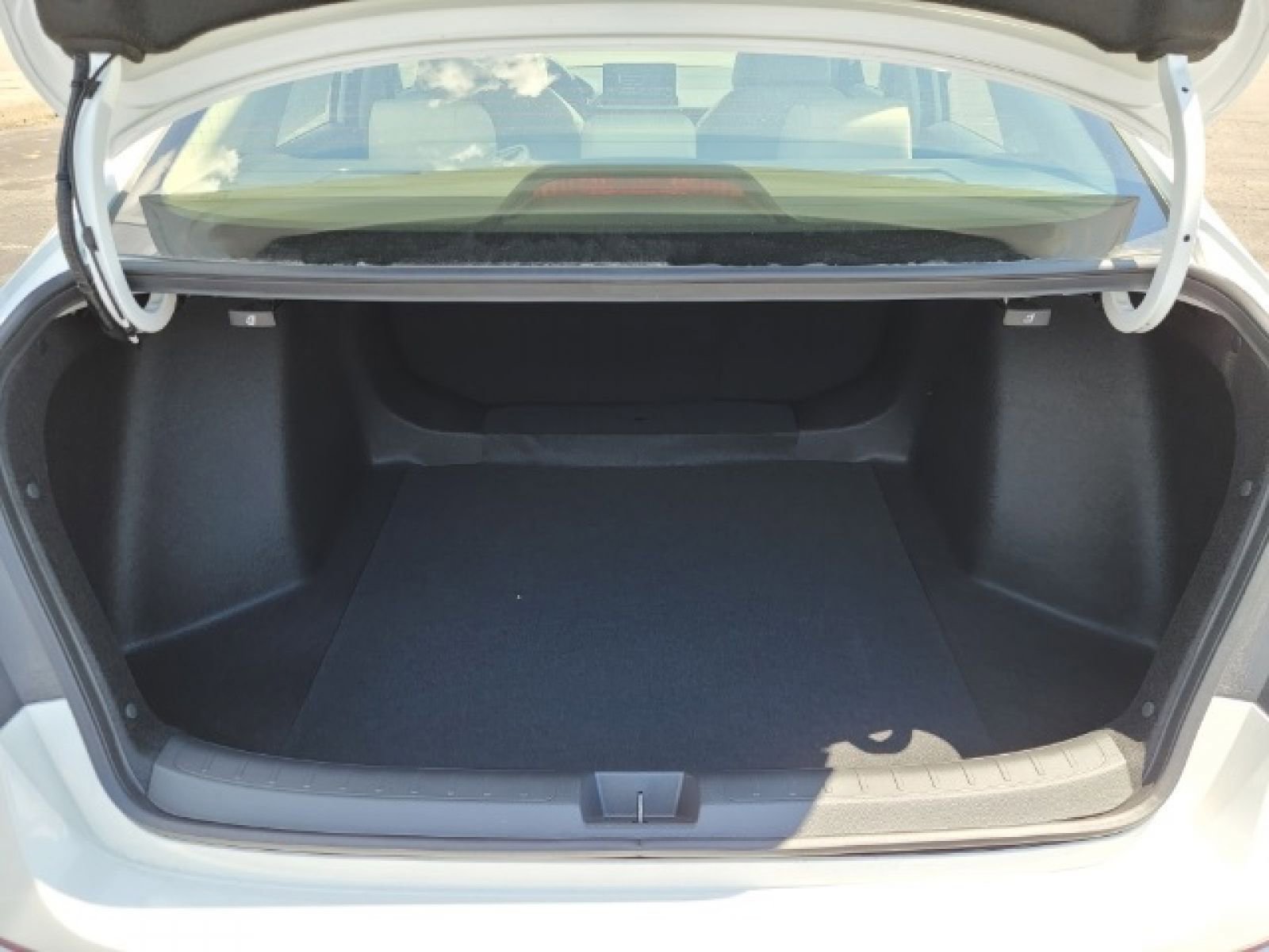 Used 2023 Honda Civic EX image 2