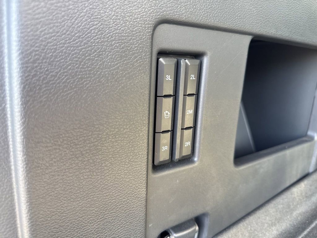 Used 2024 Ford Expedition Limited image 14