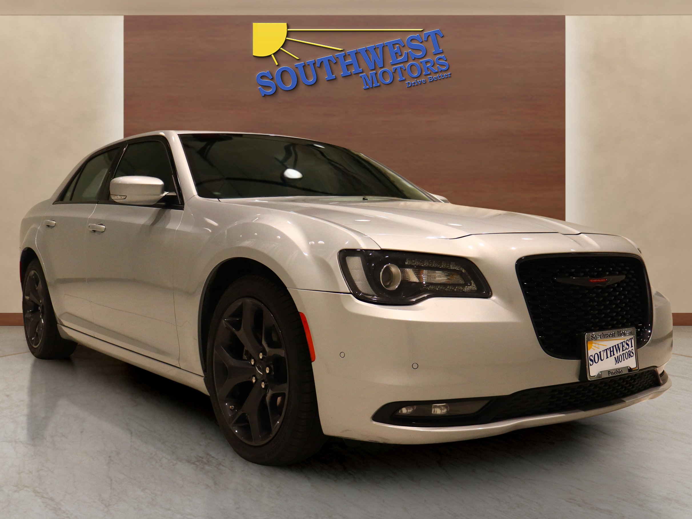 Used 2023 Chrysler 300 S image 5