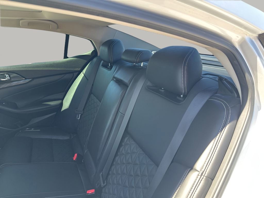 Used 2017 Nissan Maxima Platinum w/ Medallion Package image 19