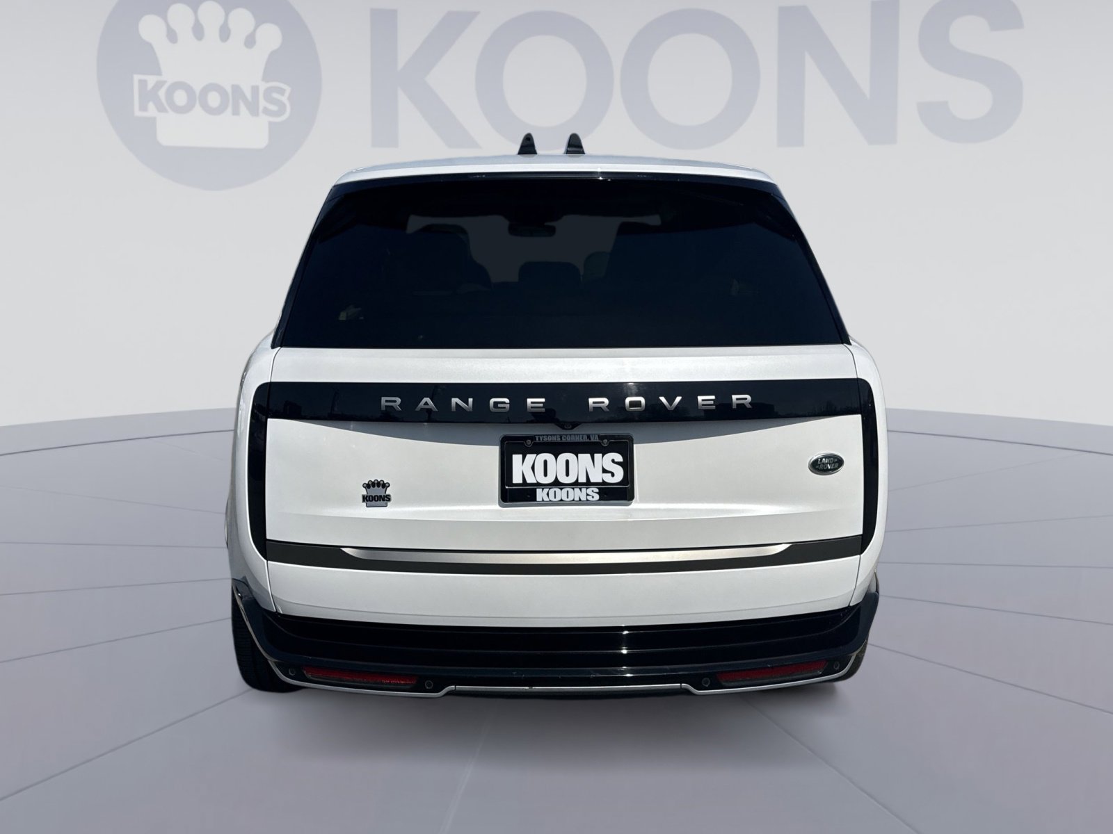 Used 2022 Land Rover Range Rover SE image 5