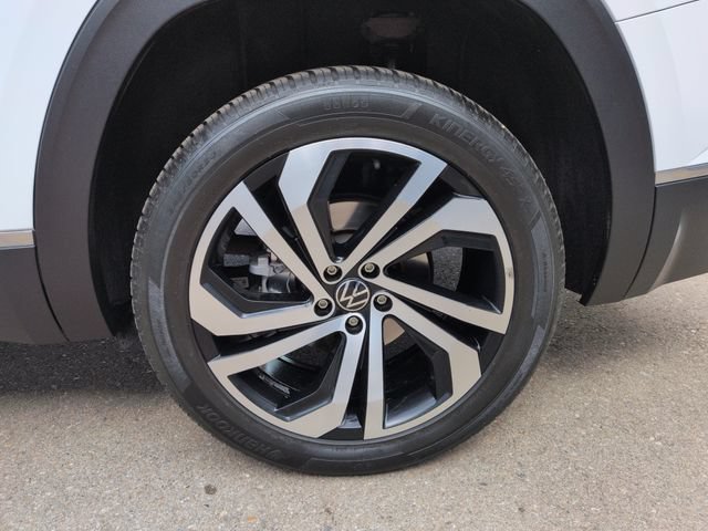 Used 2022 Volkswagen Atlas SEL AWD/4WD image 32