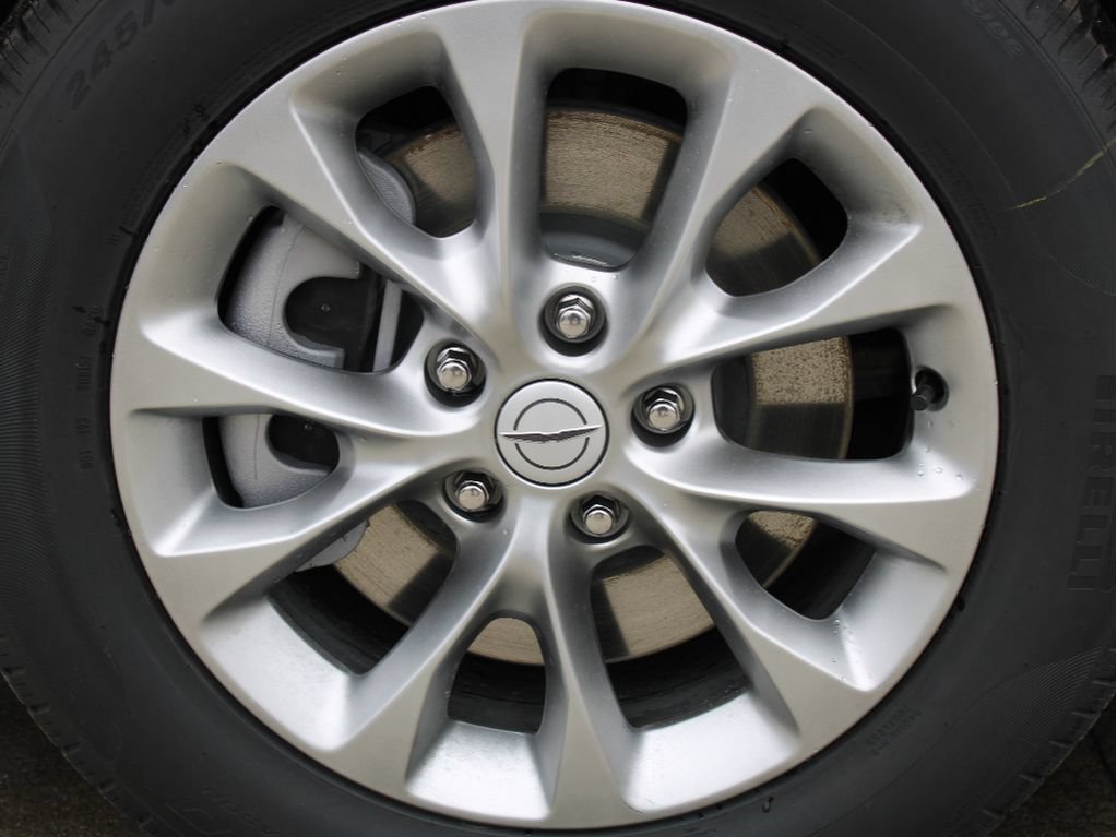 New 2026 Chrysler Pacifica Select AWD/4WD image 38