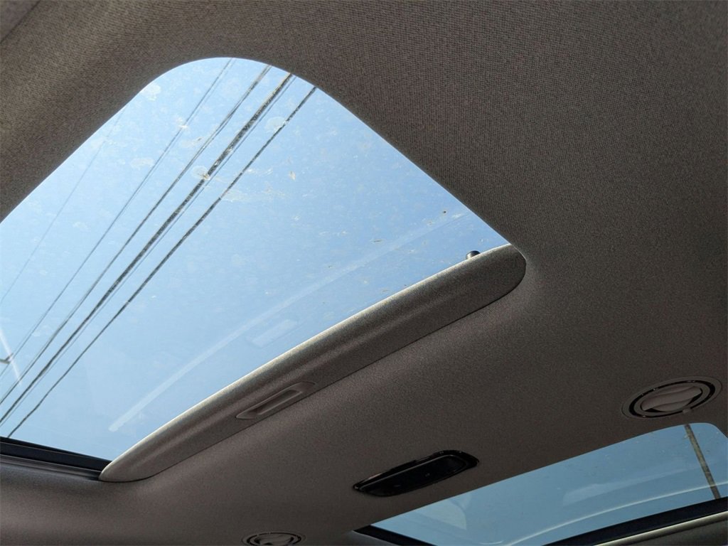 Used 2022 Hyundai Palisade Limited image 13