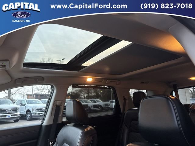 Used 2022 Nissan Pathfinder Platinum w/ Cargo Package AWD/4WD image 21