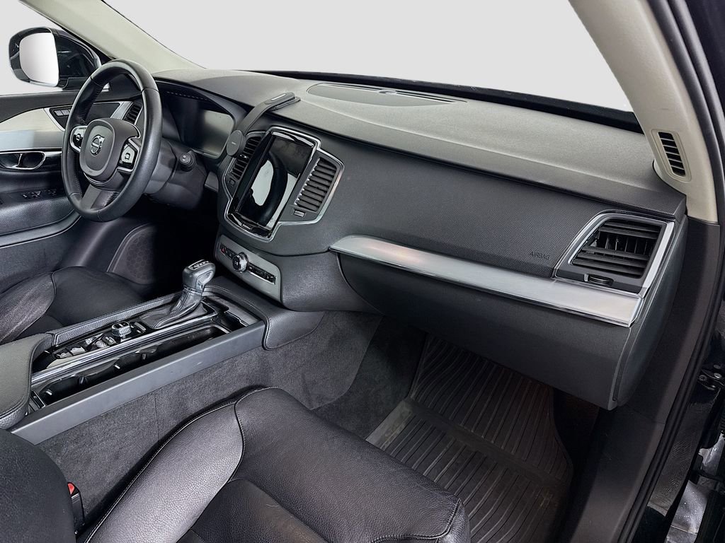 Used 2016 Volvo XC90 T5 Momentum image 28