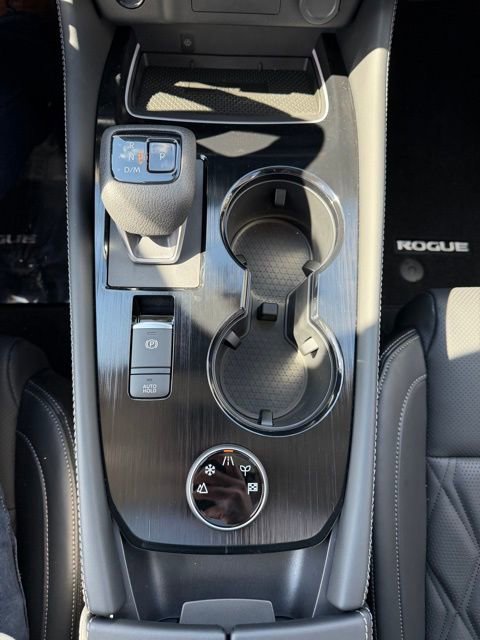 New 2026 Nissan Rogue Platinum image 28
