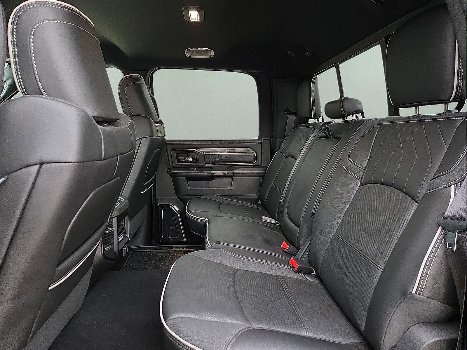 New 2026 RAM 2500 Limited AWD/4WD image 10