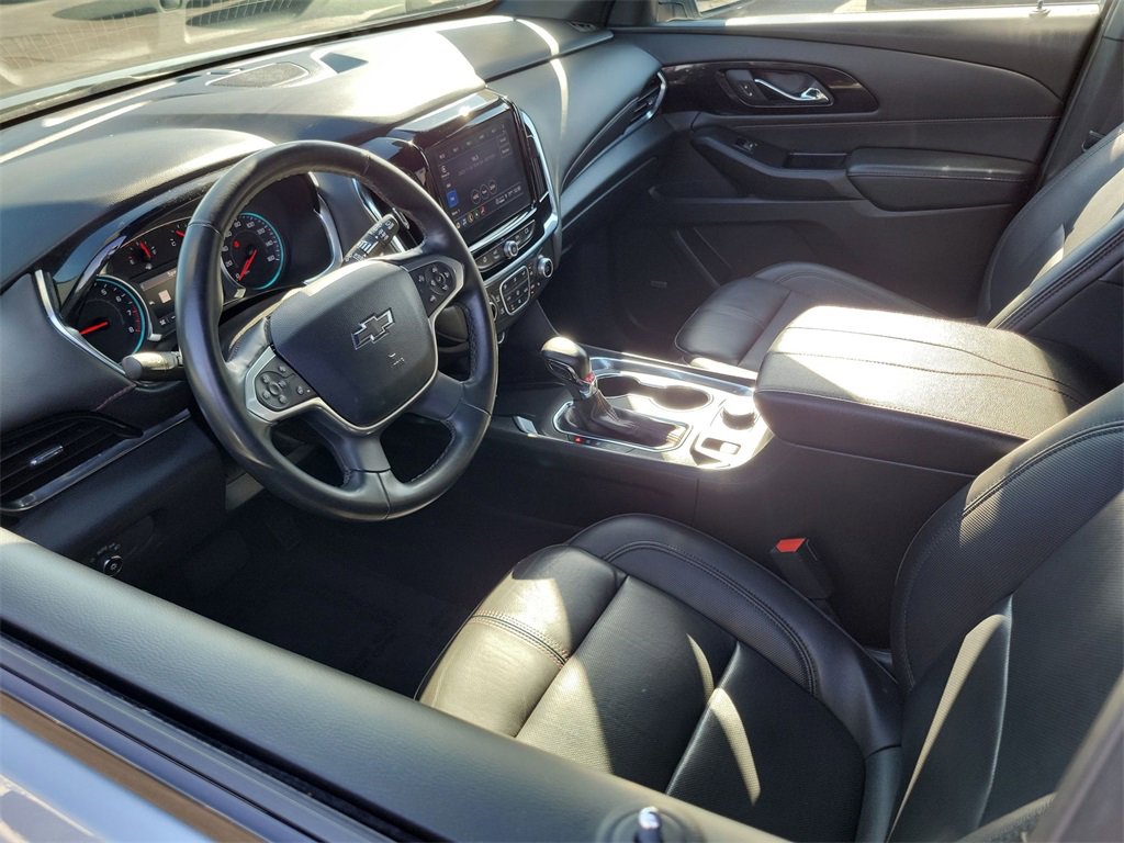 Certified 2023 Chevrolet Traverse RS w/ LPO, Floor Liner Package image 10