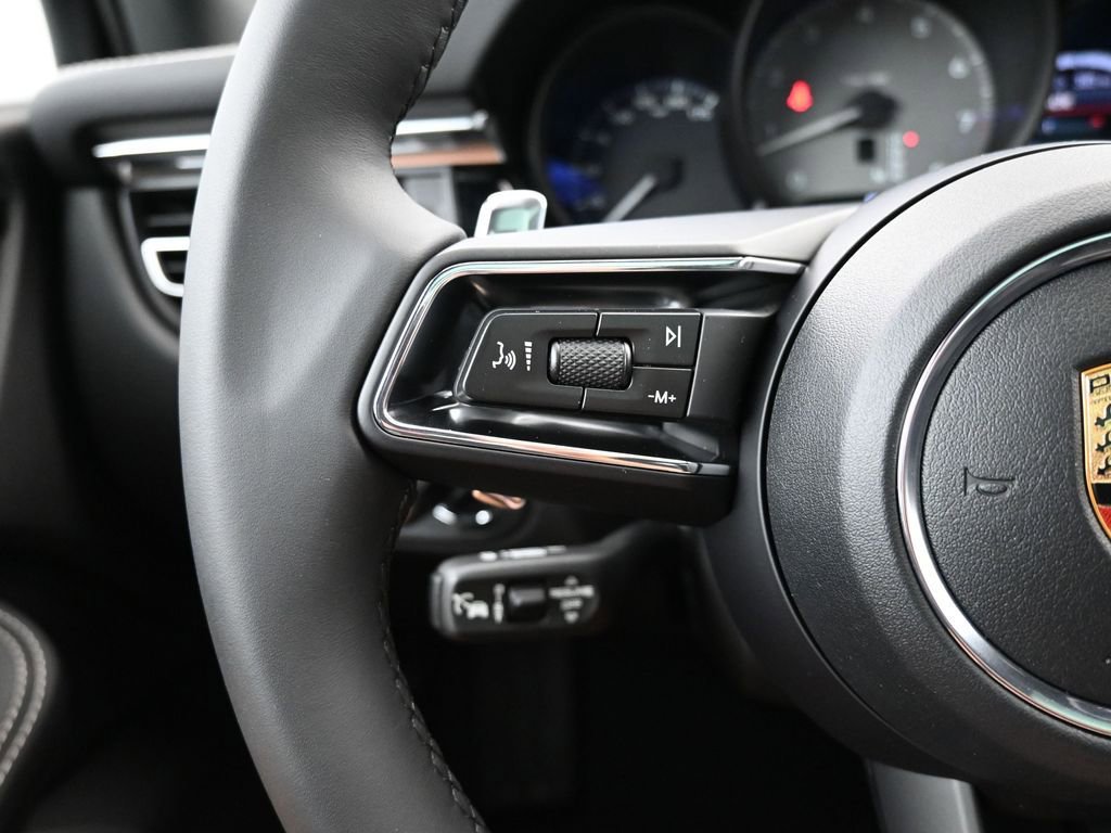 Certified 2026 Porsche Macan S image 12