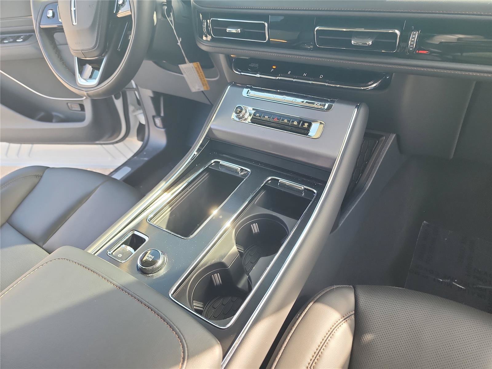 New 2026 Lincoln Aviator 2WD image 27