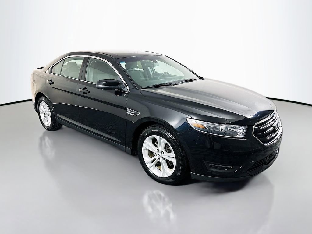 Used 2018 Ford Taurus SEL image 1